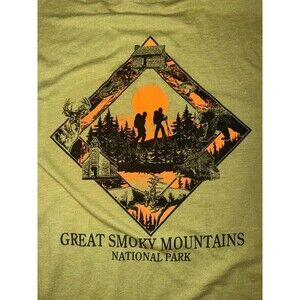 Great Smokey Mountains National Park Green T-Shirt Size Medium
